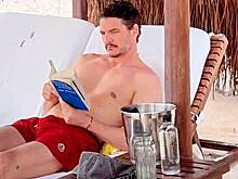 49-летний Педро Паскаль обнажился на пляже