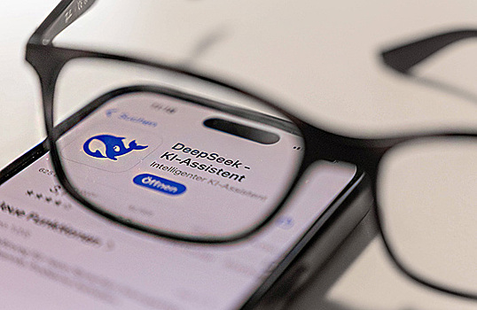 ФРГ требует удаления DeepSeek из App Store и Google Play
