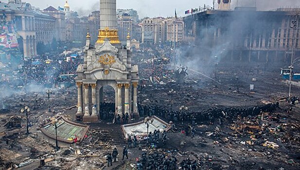 На суде по делу Януковича показали компрометирующее видео