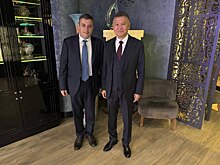 Александр Хинштейн договорился с Кирсаном Илюмжиновым о развитии шахмат в регионе