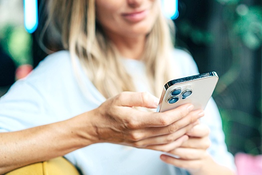 Чем заменить "бюджетный" iPhone: лучшие альтернативы на Android