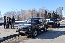 Ульяновские активисты ОНФ передали автомобили бойцам СВО