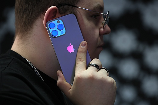 Эксперт Сизов: Тарифы США неизбежно скажутся на стоимости Apple в России