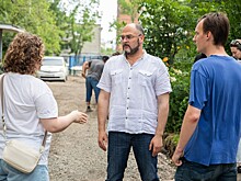 Мэр Владивостока Константин Шестаков оценил ход ремонта дворов