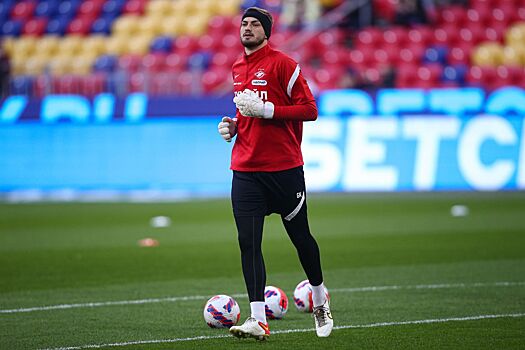 Кавазашвили раскритиковал вратаря Свинова за желание вернуться в «Факел» из «Спартака»