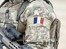 РИА Новости: на убитом военном в ЛНР нашли шевроны с французским флагом