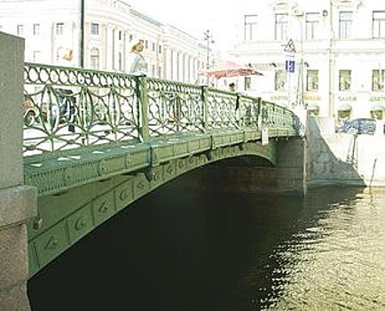 Зеленый мост через Мойку откроется после ремонта к концу мая 2020 года
