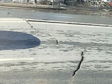 В Казани на улице Ломжинской вновь появилась большая трещина