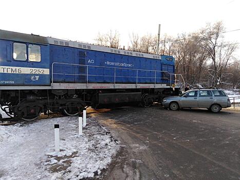 Под Самарой погиб водитель легковушки, столкнувшийся с грузовиком