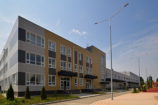 Поставщик ИТ-решений ГК Softline оснастила новую школу в Майкопе по последнему слову техники