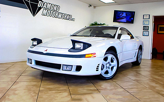 Mitsubishi 3000GT с самым малым пробегом в мире выставили на продажу