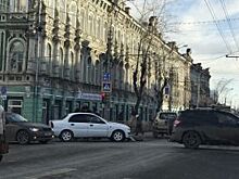 На перекрестке Московской и Радищева Шевроле протаранил Ниву