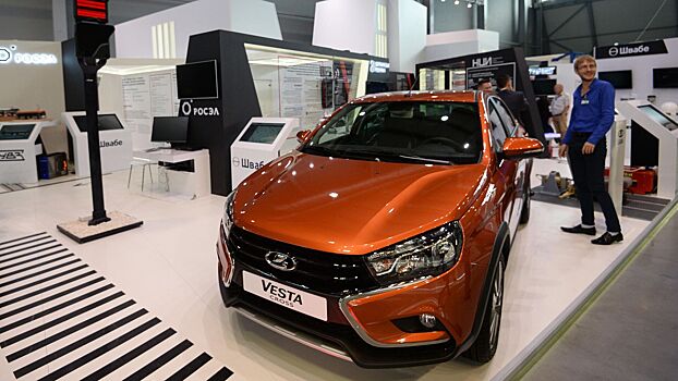 Названы сроки начала выпуска кроссовера на базе Lada Vesta