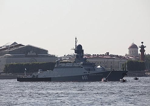 В Санкт-Петербурге прошла сводная тренировка Главного военно-морского парада