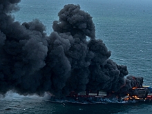 На контейнеровозе в Красном море произошел взрыв