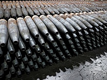 Зеленский пожаловался на пустые военные склады из-за войны в Газе