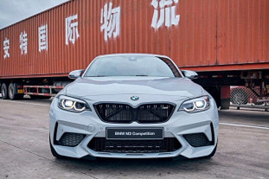 Новые фотографии самой быстрой BMW M2 Competition перед премьерой в Пекине