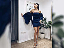 Звезда "Постучись в мою дверь" Ханде Эрчел показала фигуру в мини-платье