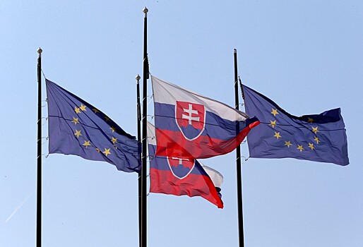 В Словакии усомнились в законности отправки вооружений Киеву
