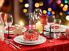 Названы идеально подходящие к новогодним салатам алкогольные напитки