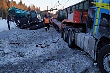 В Пермском крае из-за столкновения локомотива с грузовиком повреждена опора ЛЭП