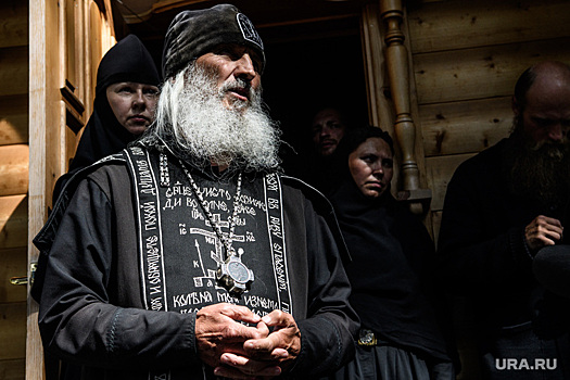 Религиовед возмущен «маскарадом» опального отца Сергия в СИЗО
