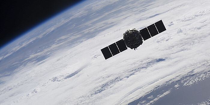 Роскосмос: Запуск метеоспутника «Арктика-М» отложен на два года