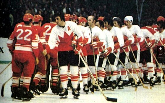 Еврокубковый трофей, разгром канадских профи. И Эверест покорен!