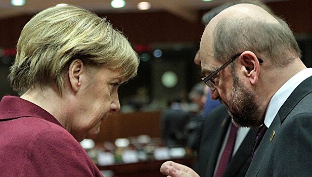 Партия Меркель укрепила позиции после дебатов