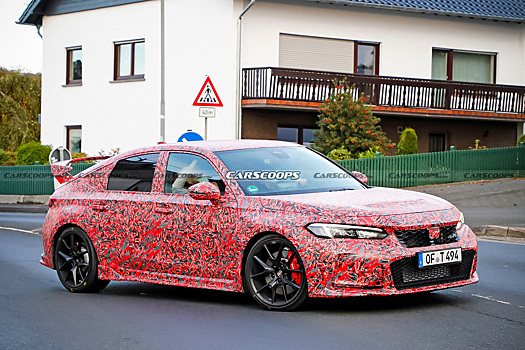 Появились первые фотографии салона нового Honda Civic Type R
