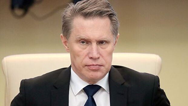 Мурашко оценил ситуацию с выплатами медикам