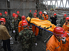 В КНР число жертв обрушения достигло 74 человек