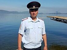 Полицейский и лесничий спасли рыбаков, перевернувшихся на лодке на Ангаре
