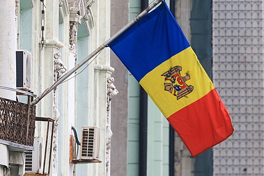 Прокуроры потребовали увеличить срок заключения оппозиционному политику