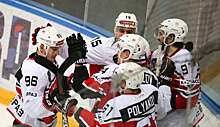 «Кузня» вышла в полуфинал плей-офф ВХЛ. Это самое высокое достижение команды после выхода из КХЛ