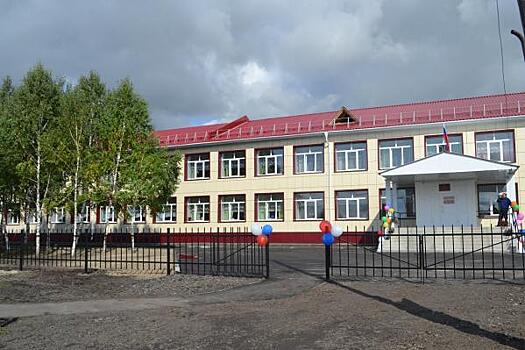 В селе Рычково Курганской области после ремонта открыли школу