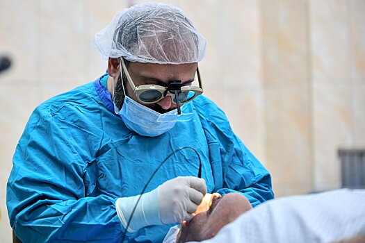 Первую в Подмосковье операцию по пересадки роговицы провели офтальмологи МОНИКИ
