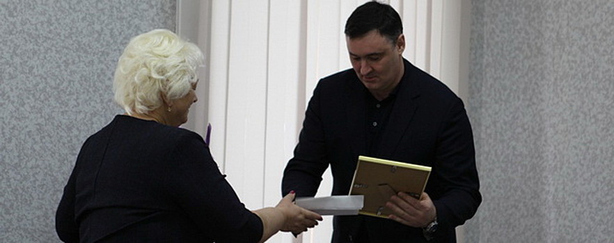 Руслан Болотов встретился с руководителями ТОС Ленинского округа Иркутска