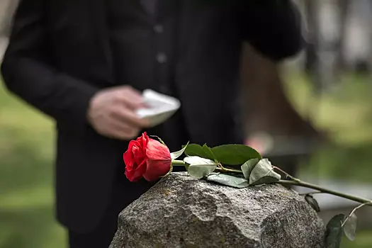 Ушла из жизни советский скульптор, автор мемориальной доски Гагарину Дагмара Регент