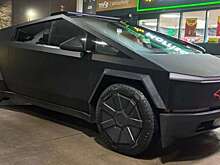 Почему Cybertruck запрещают в Европе? Как выкручиваются владельцы?