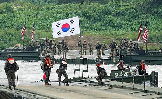 Суицидальный инстинкт: Зачем Токио и Сеул решили наехать на Ким Чен Ына и Си Цзиньпина