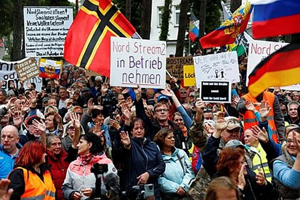 В Германии прошел митинг в поддержку запуска «Северного потока — 2»