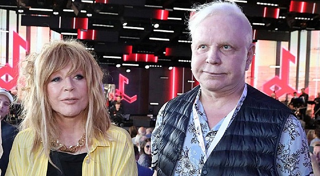 «Мамаша твоя оторвет башку мне», — Моисеев пригрозил Орбакайте последствиями за их план против Пугачевой