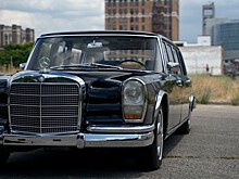  		 			На продажу выставили правительственный лимузин из КНР от 21,5 млн рублей 		 	