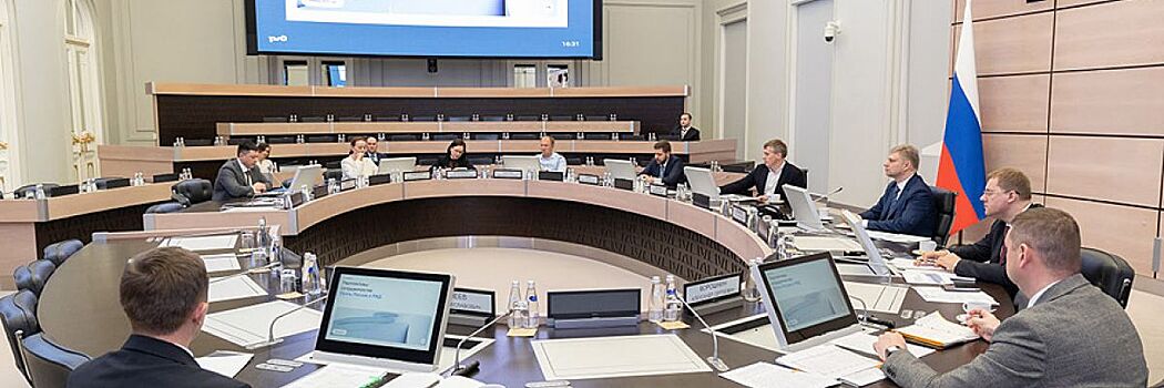 «РЖД» и «Почта России» подписали дорожную карту на 2025 год