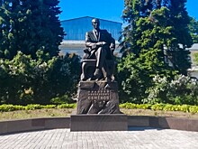 В 2022 году в Гагаринском районе открыли монумент советскому ученому Николаю Семенову