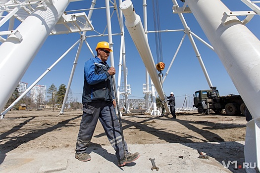 В Волгограде начали короновать «чёртово колесо» ЦПКиО
