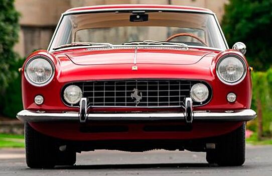 Раритетный Ferrari 250 GTE 2+2 Series II выставлен на продажу