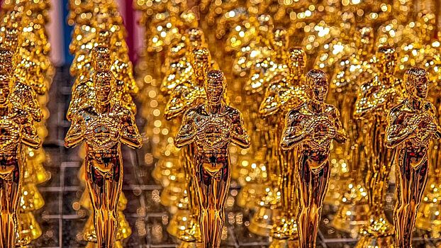 Хлоя Чжао получила премию «Оскар» как лучший режиссер
