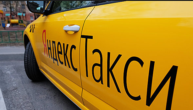 Минфин сэкономил благодаря «Яндекс.Такси» и Uber 11 млн рублей